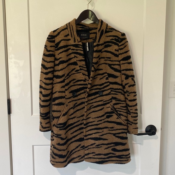 Stradivarius Brown Zebra Print Coat - Picture 1 of 15